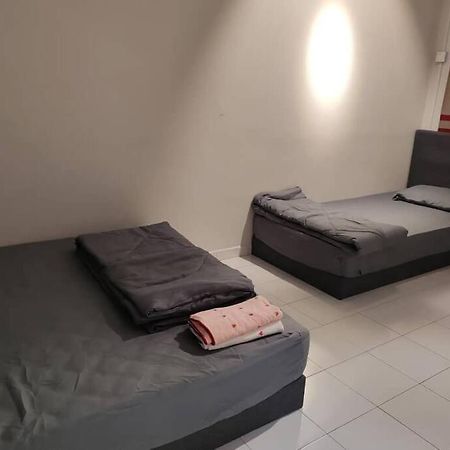 Monkey Canopy Sg Long Cosyhome 3R3B 8-10Pax Kajang Buitenkant foto