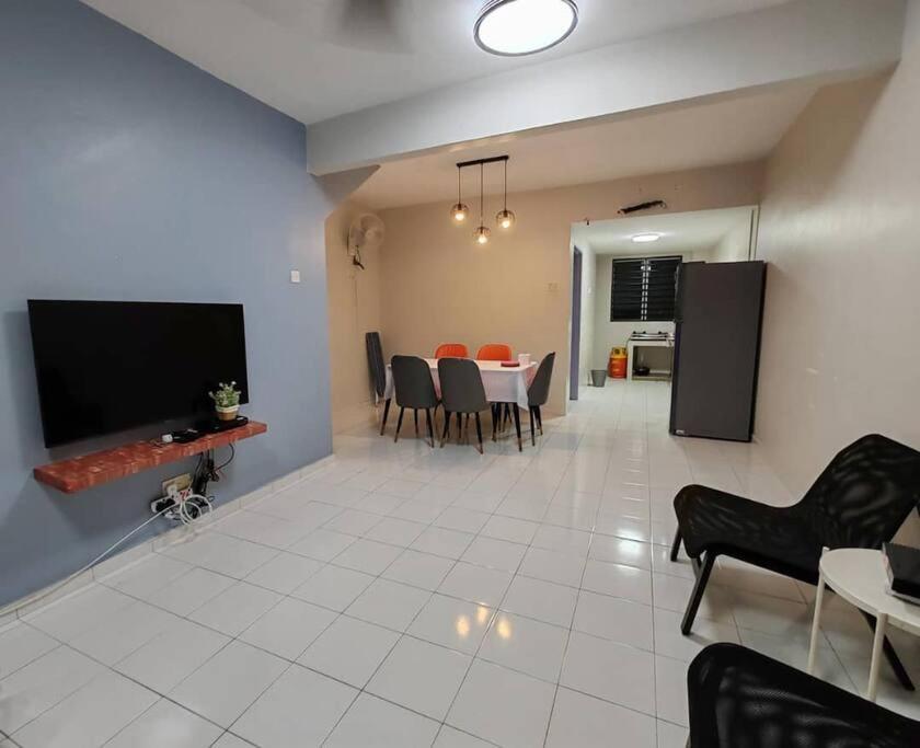 Monkey Canopy Sg Long Cosyhome 3R3B 8-10Pax Kajang Buitenkant foto