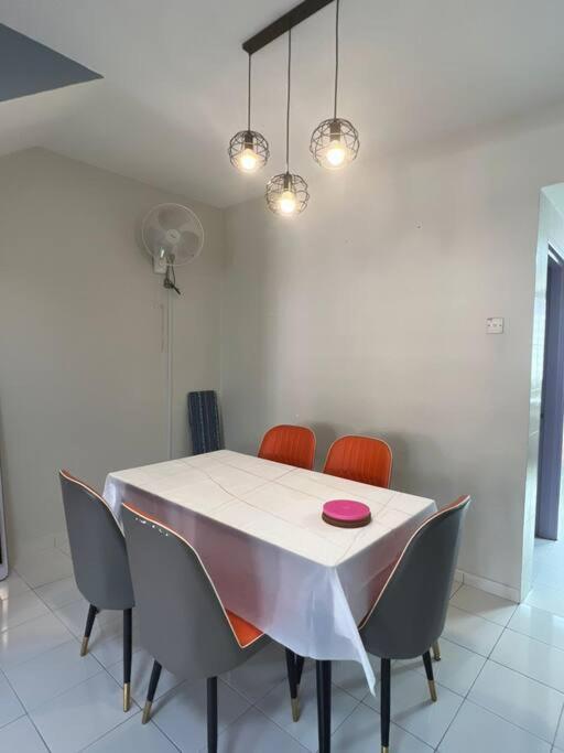 Monkey Canopy Sg Long Cosyhome 3R3B 8-10Pax Kajang Buitenkant foto